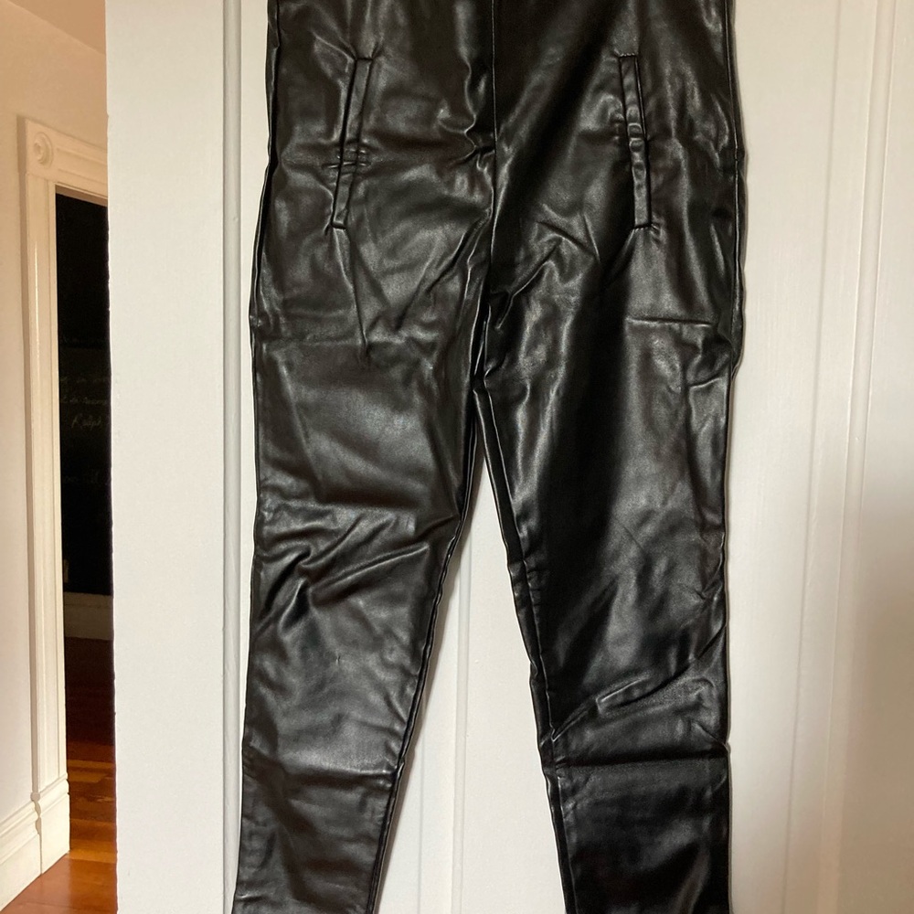 Sleek Black Cropped Faux Leather Pants